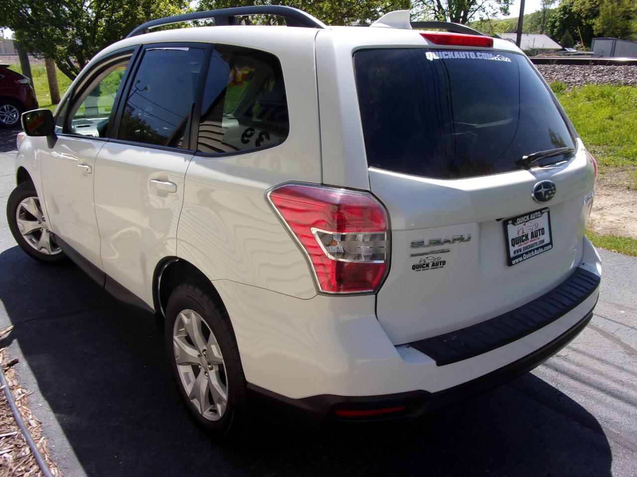 Subaru Forester 4dr CVT 2.5i Premium PZEV 2016