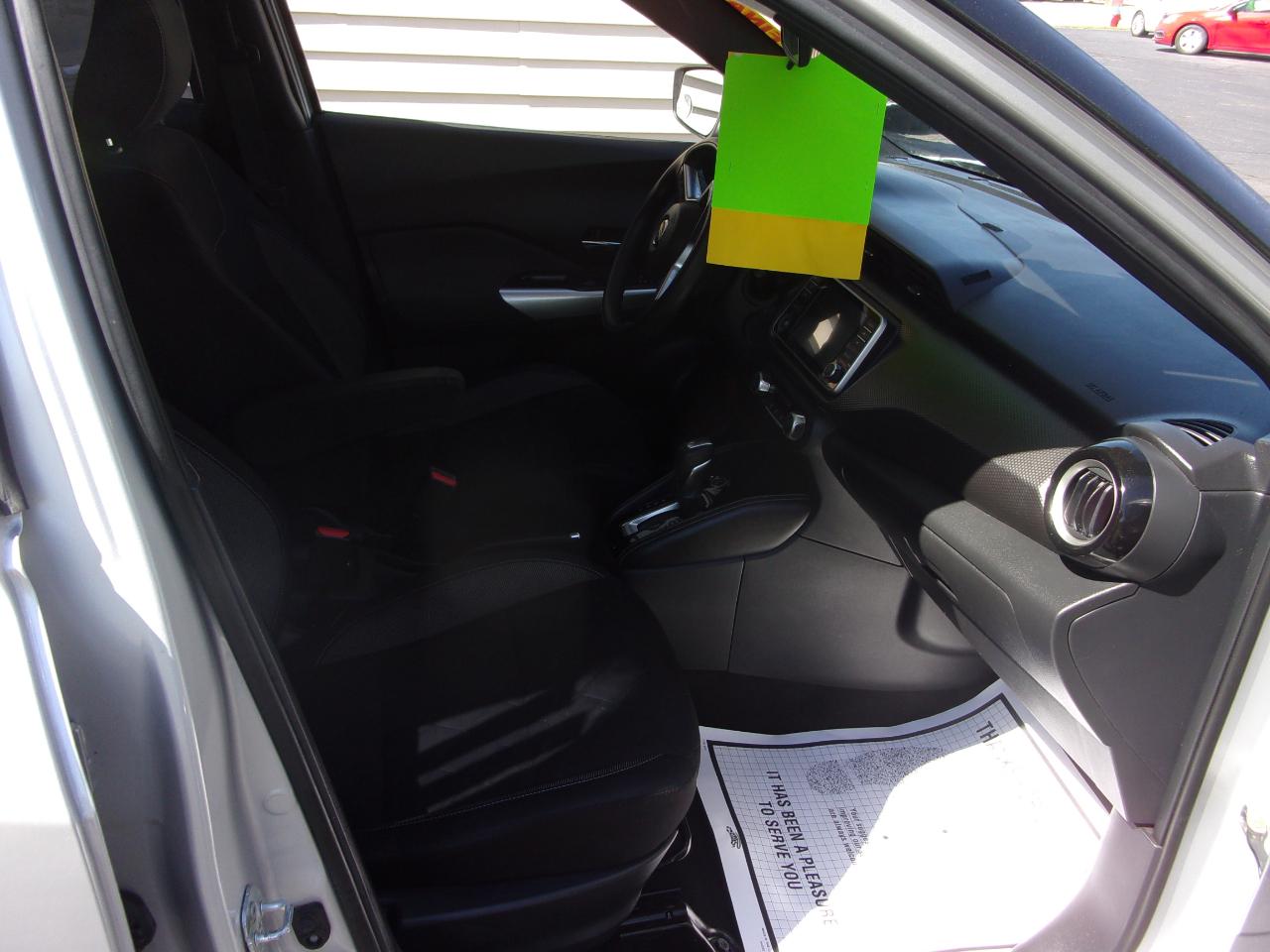 Nissan Kicks SV FWD 2018