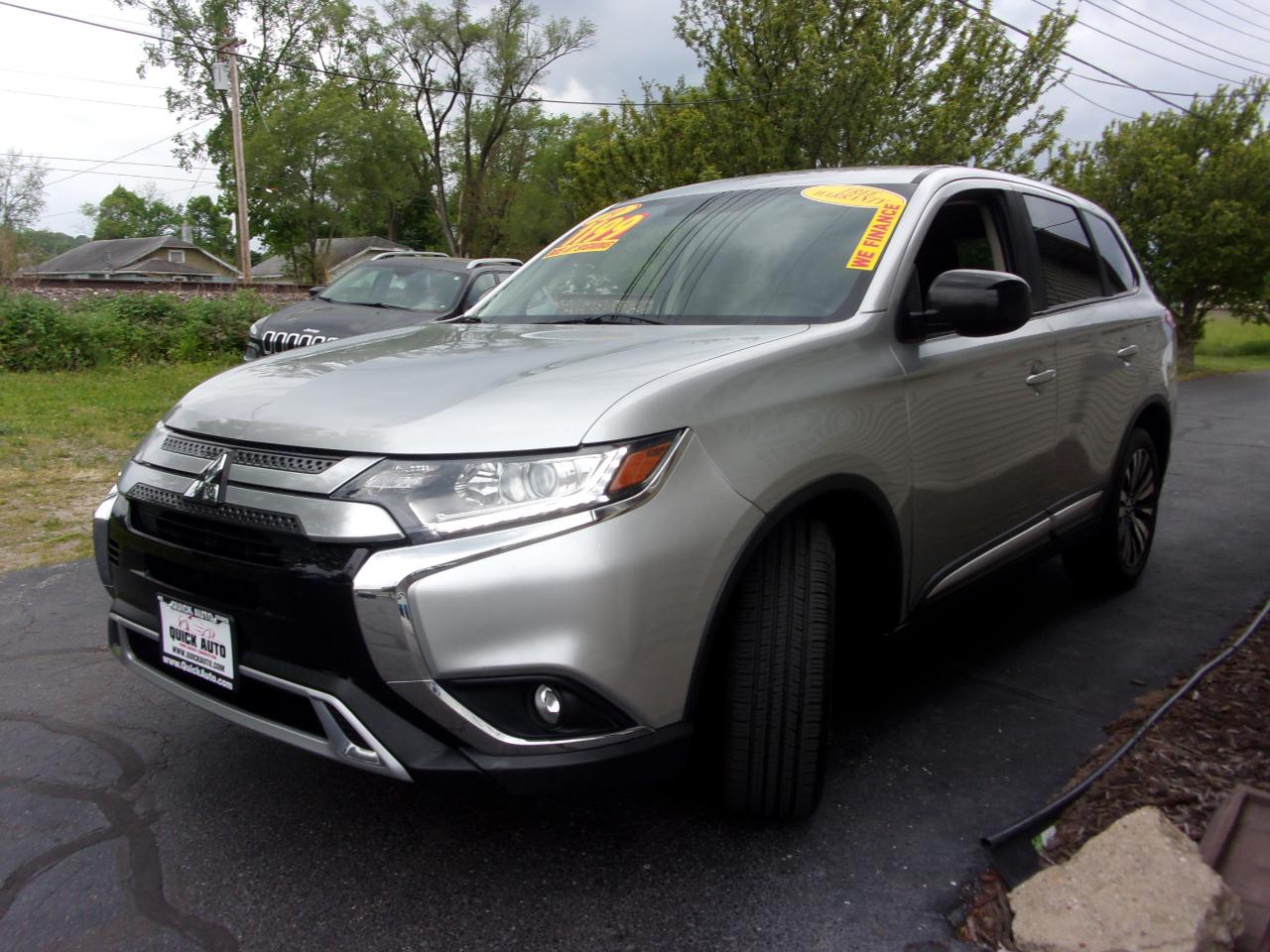 Mitsubishi Outlander ES FWD 2019