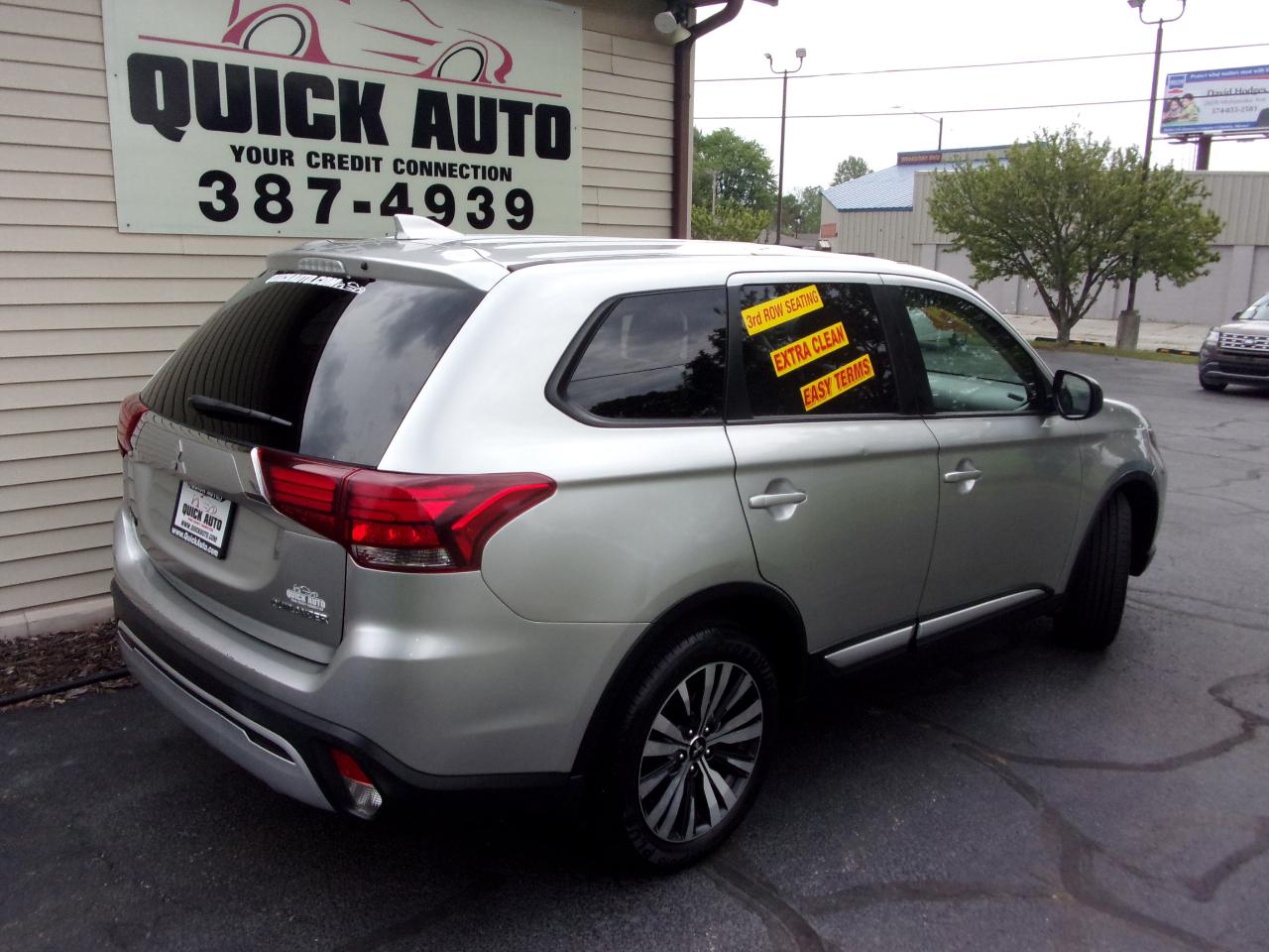 Mitsubishi Outlander ES FWD 2019