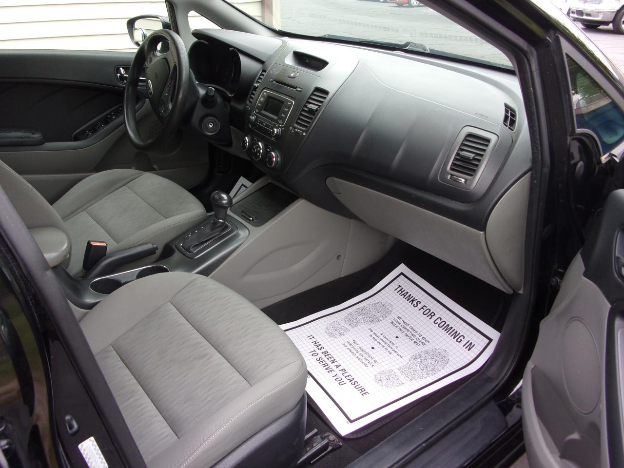 Kia Forte 4dr Sdn Auto LX 2016