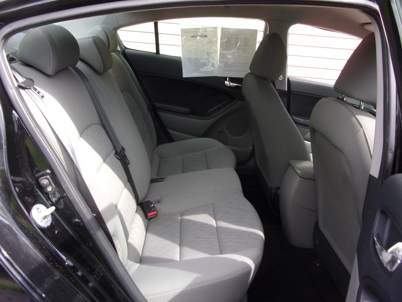 Kia Forte 4dr Sdn Auto LX 2016