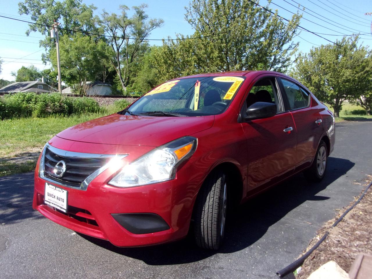 Nissan Versa 4dr Sdn CVT 1.6 SV 2015