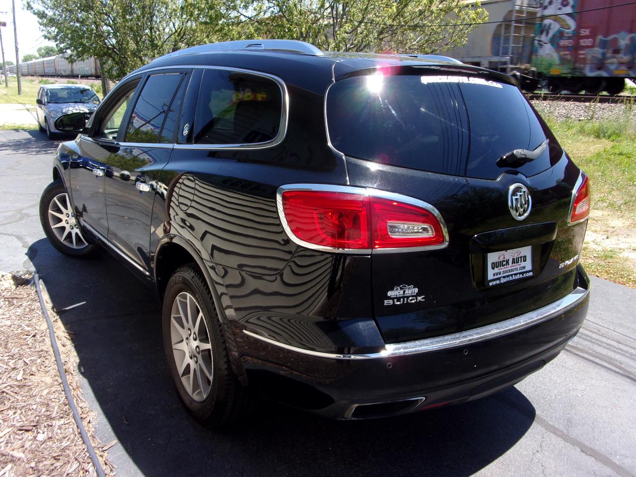 Buick Enclave FWD 4dr Convenience 2016