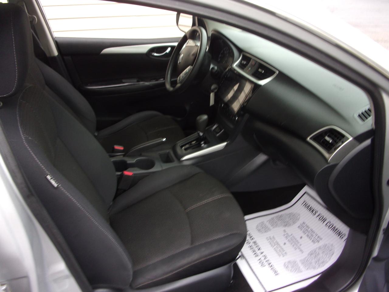 Nissan Sentra S CVT 2017