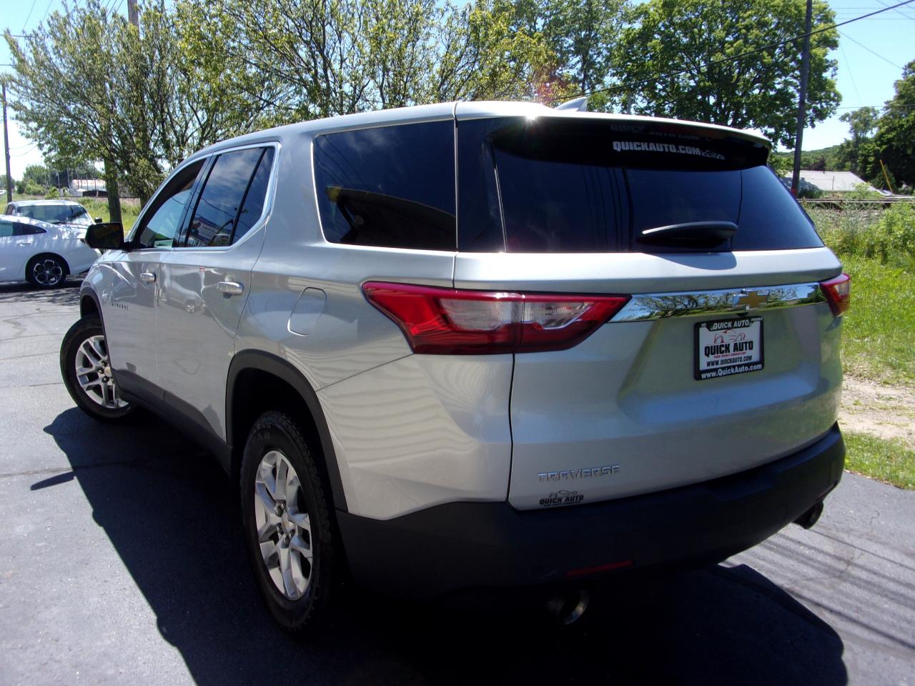 Chevrolet Traverse FWD 4dr LS w/1LS 2018