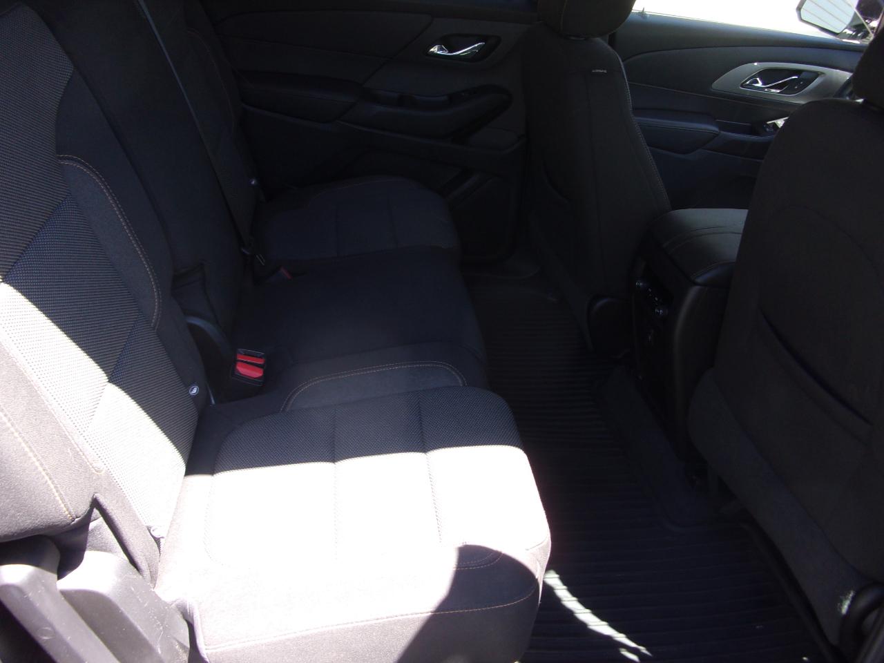 Chevrolet Traverse FWD 4dr LS w/1LS 2018