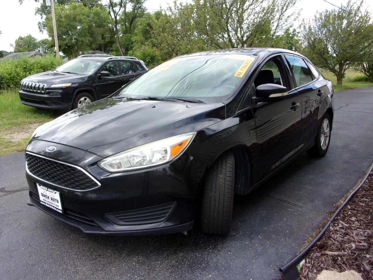 Ford Focus SE Sedan 2017