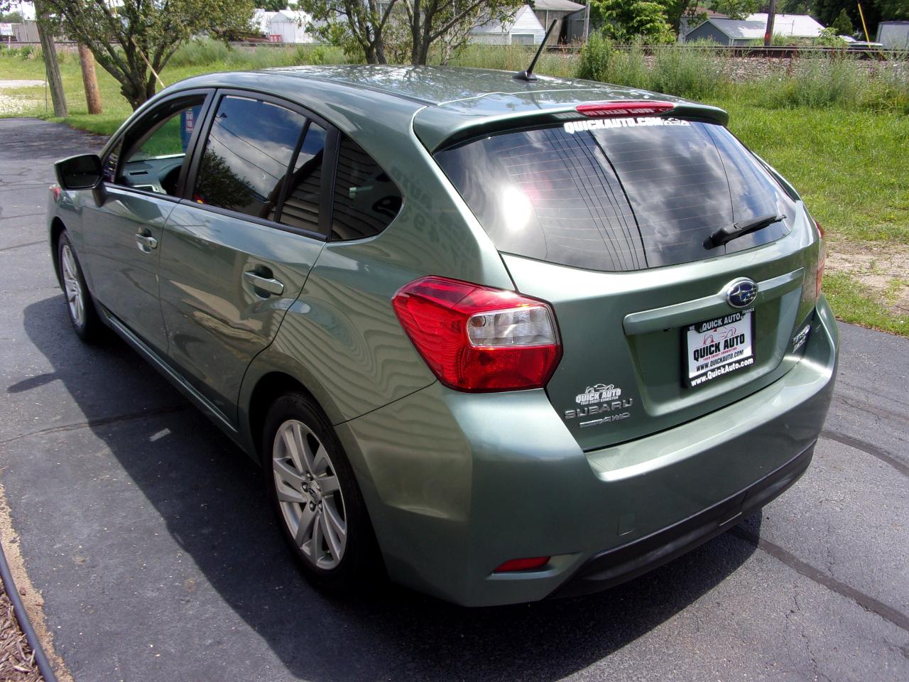 Subaru Impreza Wagon 5dr CVT 2.0i Premium 2015