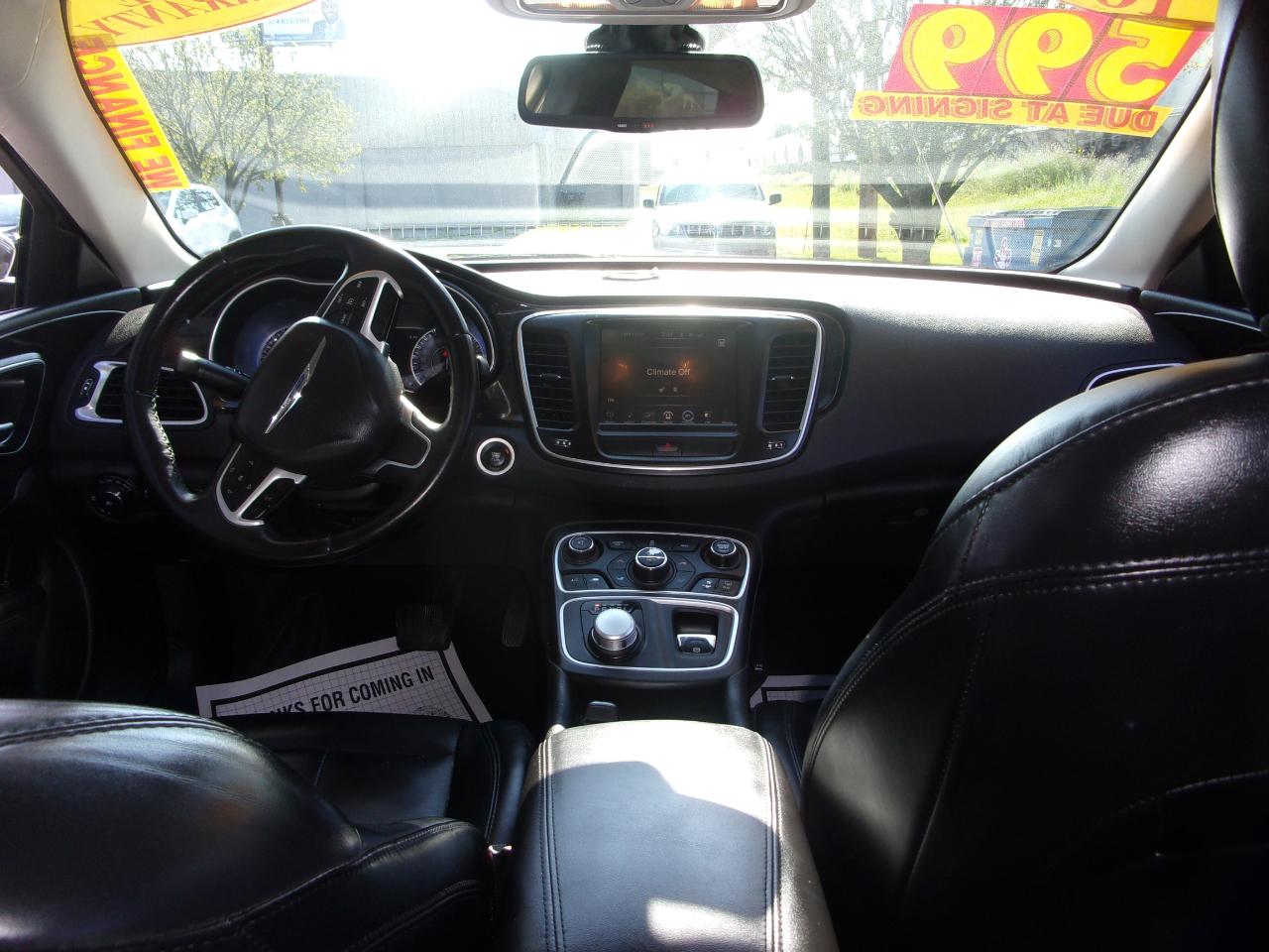 Chrysler 200 4dr Sdn C FWD 2016
