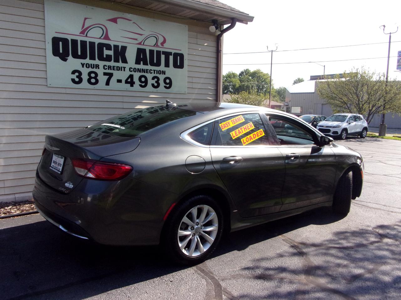 Chrysler 200 4dr Sdn C FWD 2016