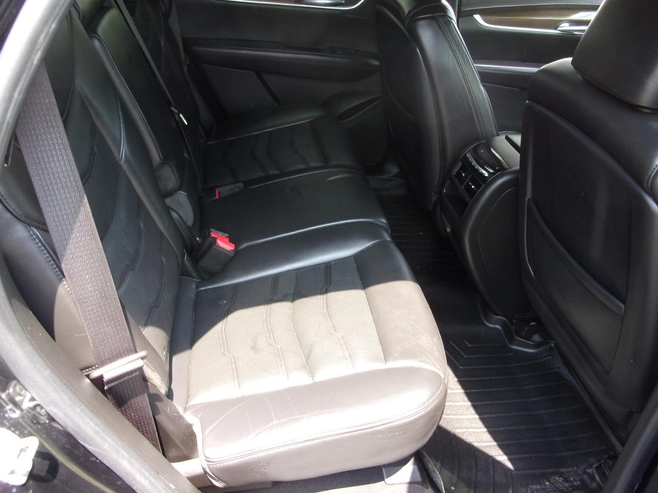 Cadillac XT5 AWD 4dr Platinum 2018