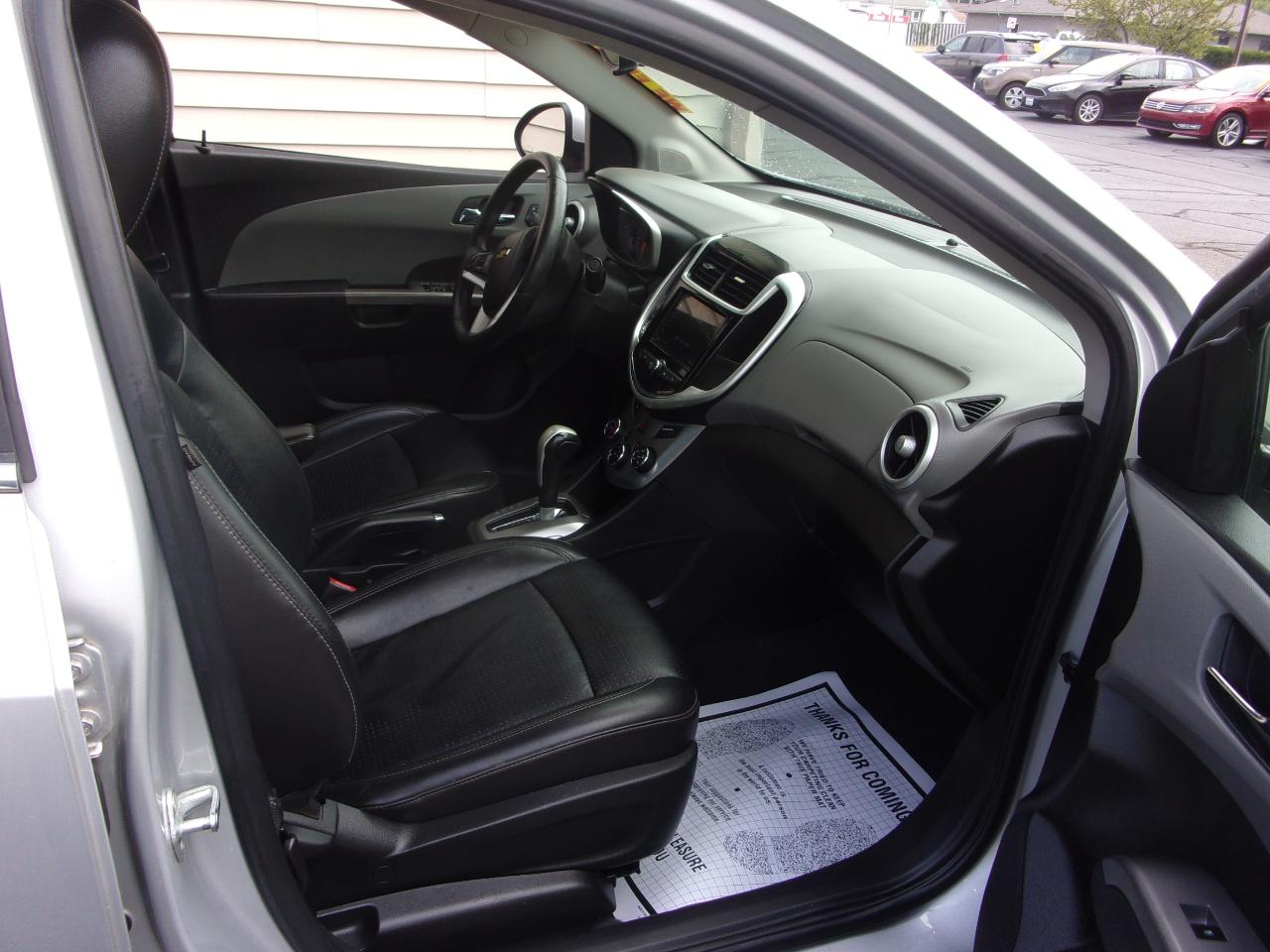Chevrolet Sonic 4dr Sdn Auto Premier 2018