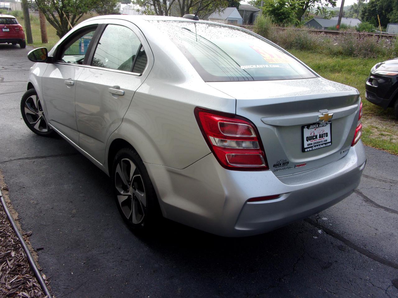 Chevrolet Sonic 4dr Sdn Auto Premier 2018