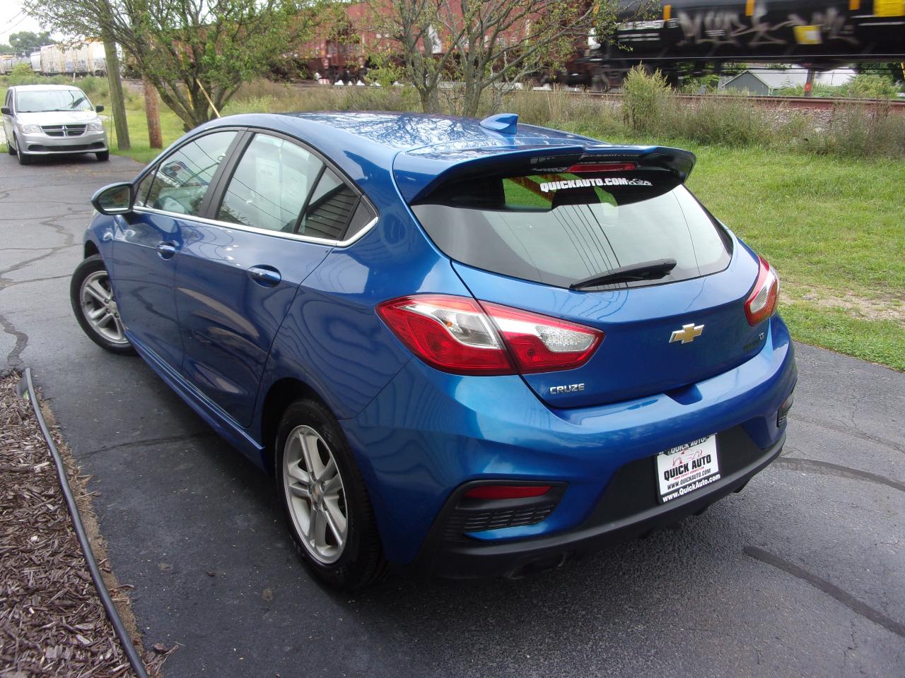 Chevrolet Cruze 4dr HB 1.4L LT w/1SD 2017