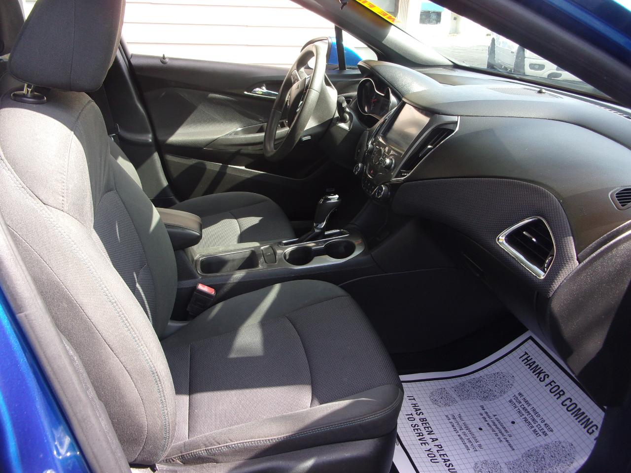 Chevrolet Cruze 4dr HB 1.4L LT w/1SD 2017
