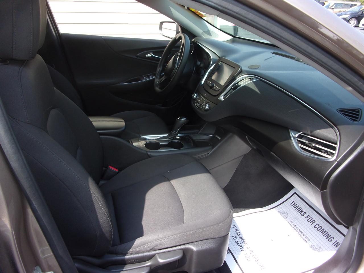 Chevrolet Malibu 4dr Sdn LT w/1LT 2018