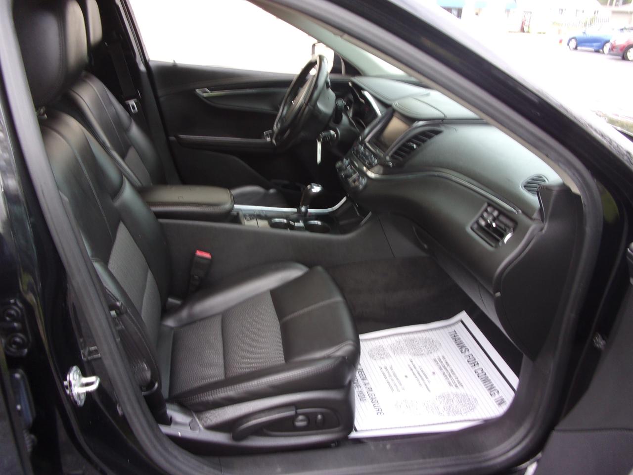 Chevrolet Impala 4dr Sdn LT w/1LT 2016