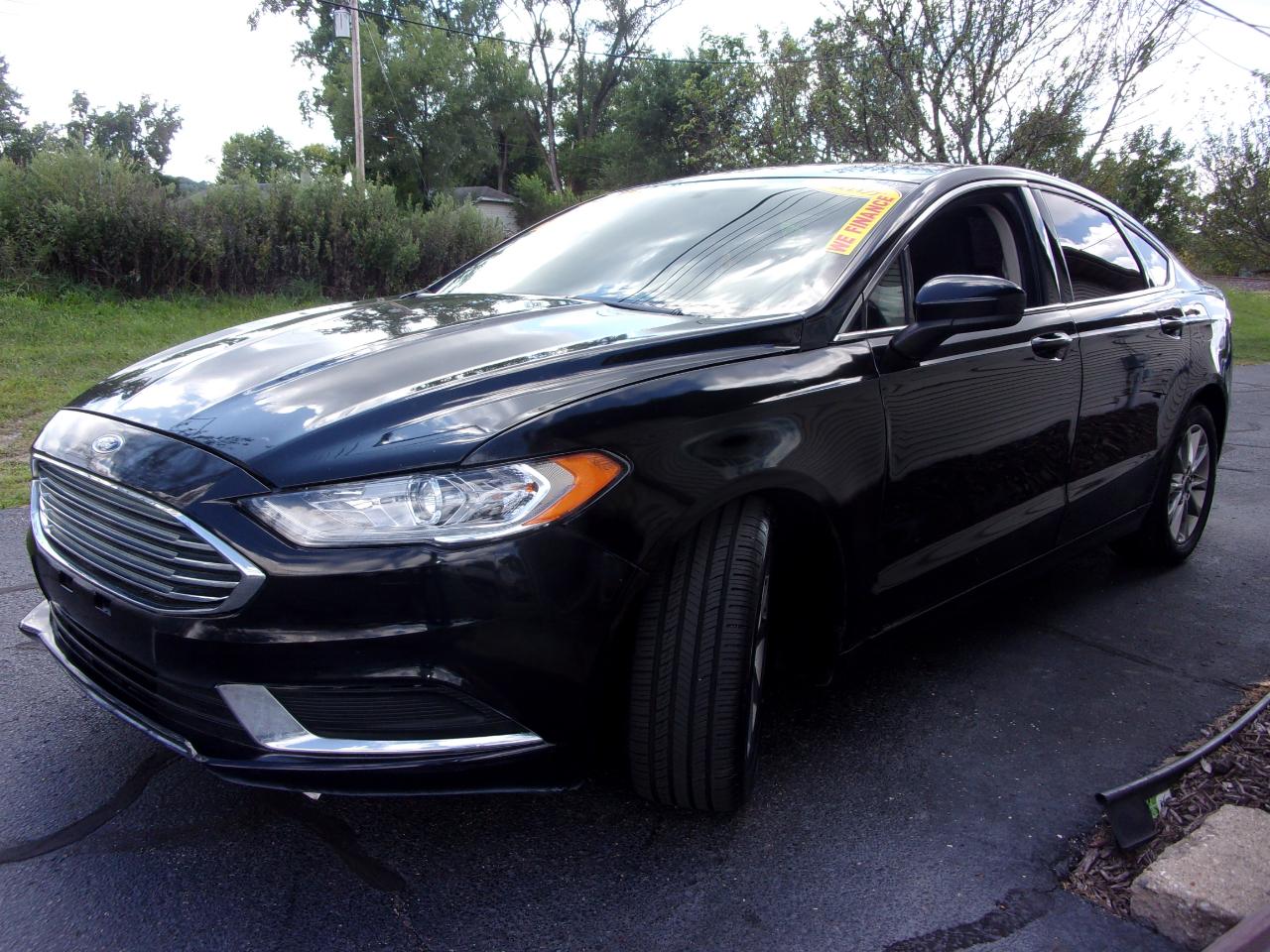 Ford Fusion SE FWD 2017