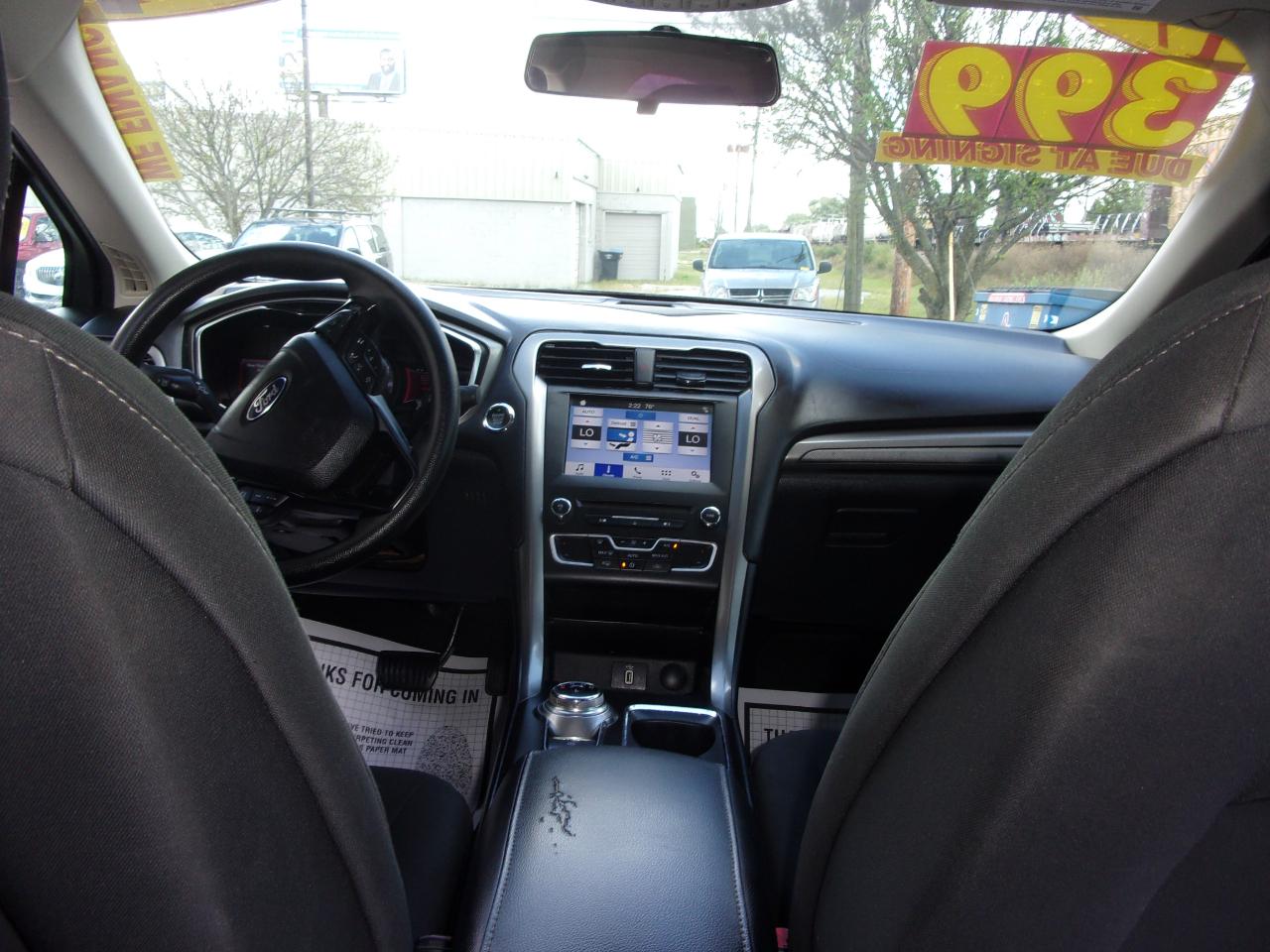 Ford Fusion SE FWD 2017