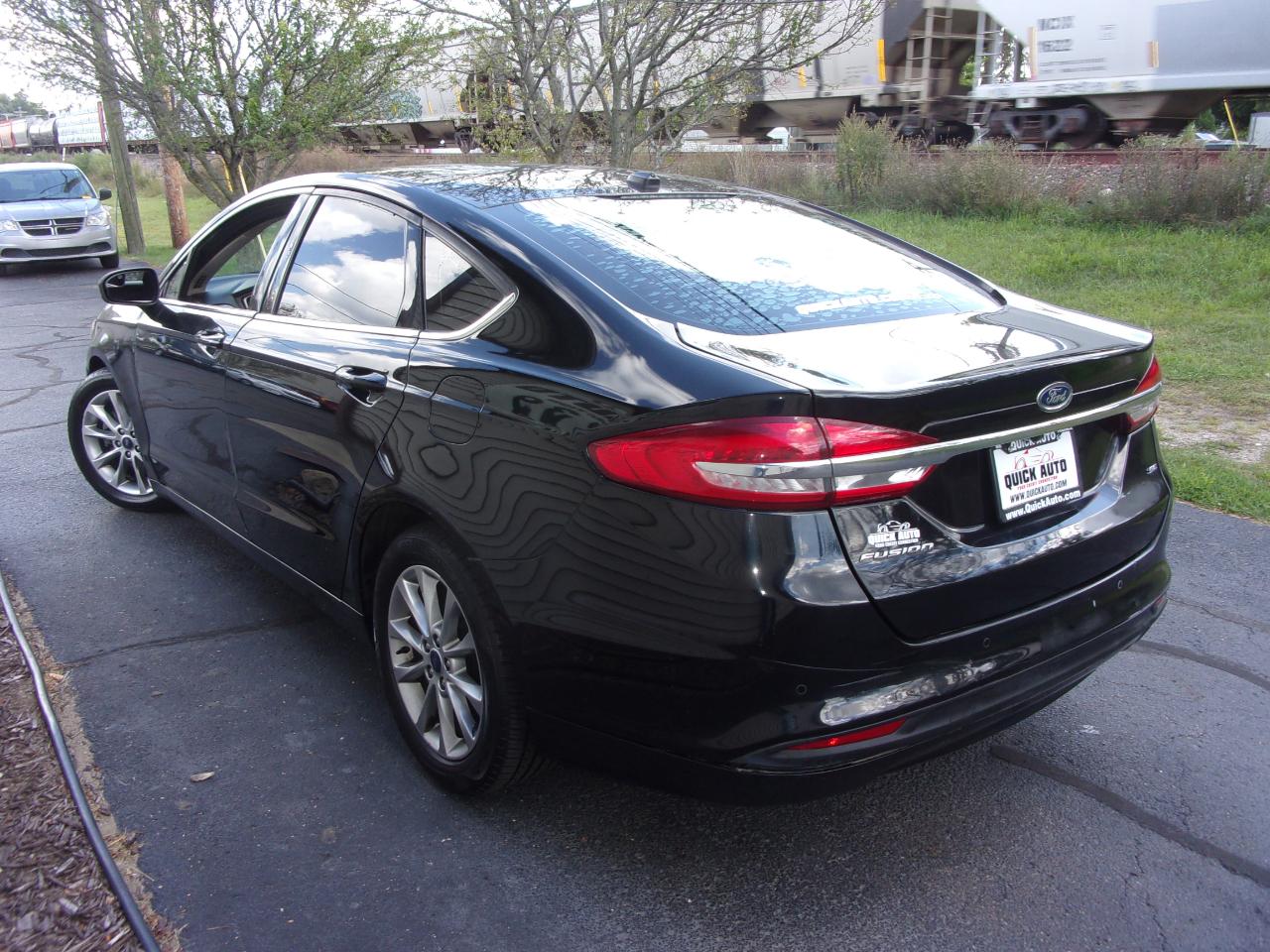 Ford Fusion SE FWD 2017