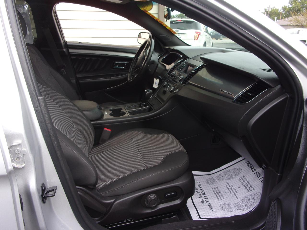 Ford Taurus SEL AWD 2019