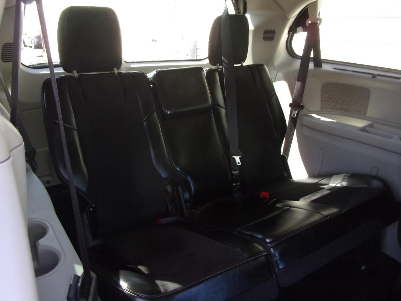 Chrysler Town & Country 4dr Wgn Limited 2016
