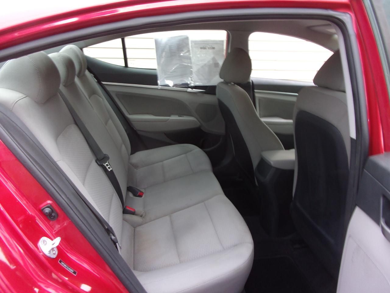 Hyundai Elantra SEL IVT 2020