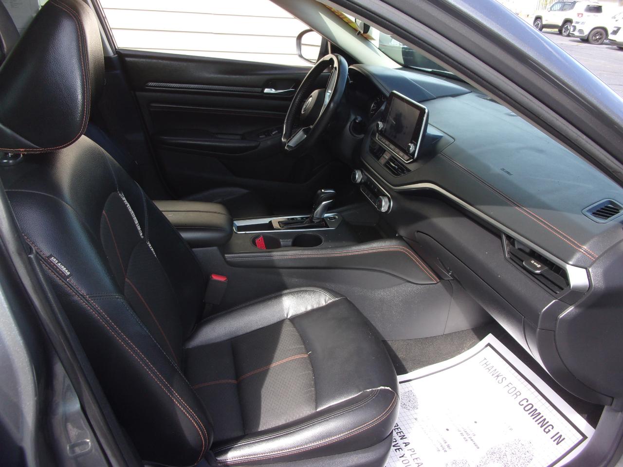 Nissan Altima 2.5 SR Sedan 2020