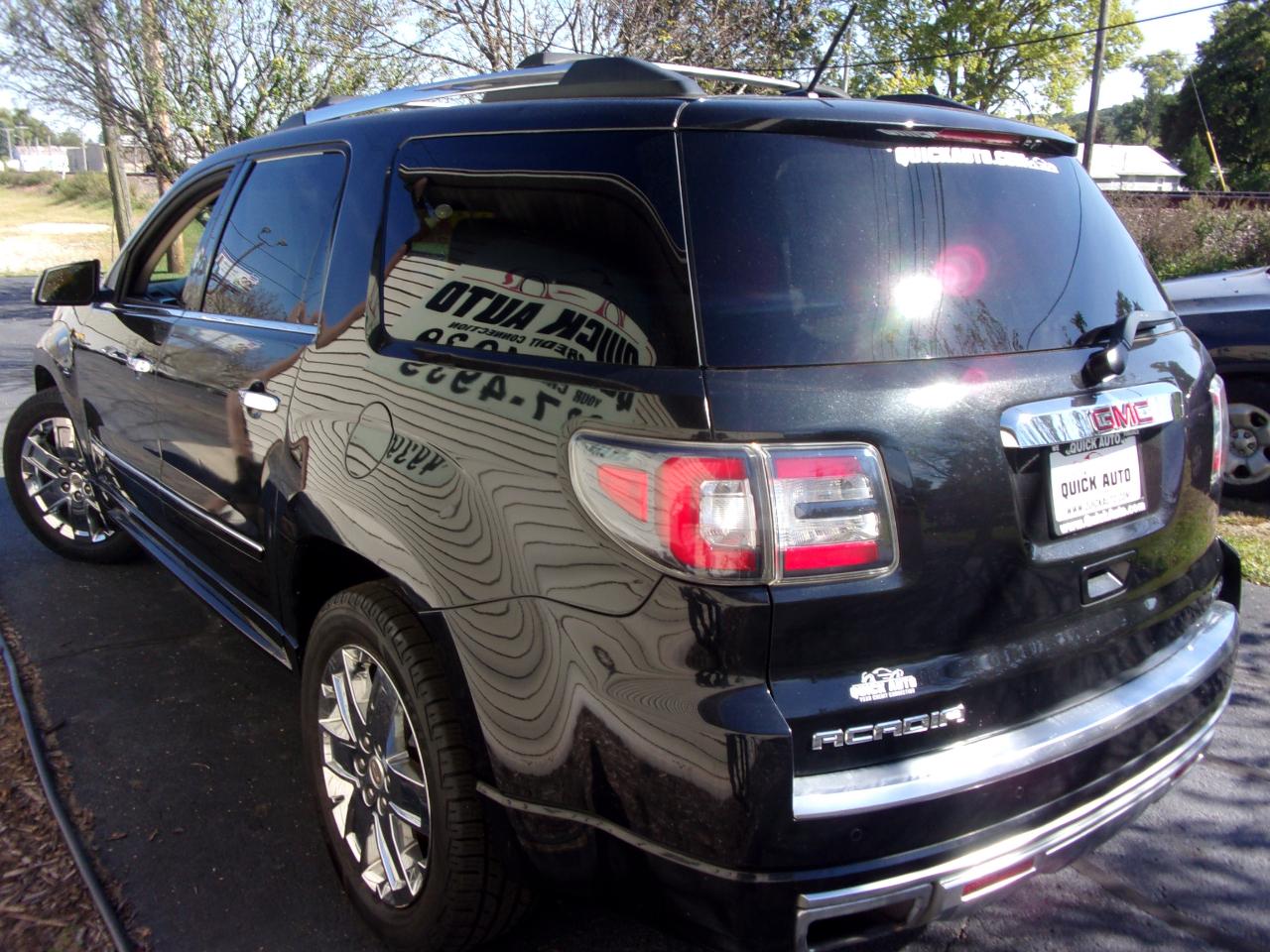 GMC Acadia AWD 4dr Denali 2015