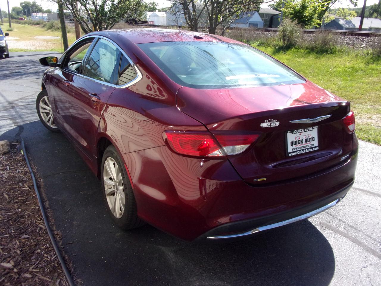 Chrysler 200 4dr Sdn Limited FWD 2016