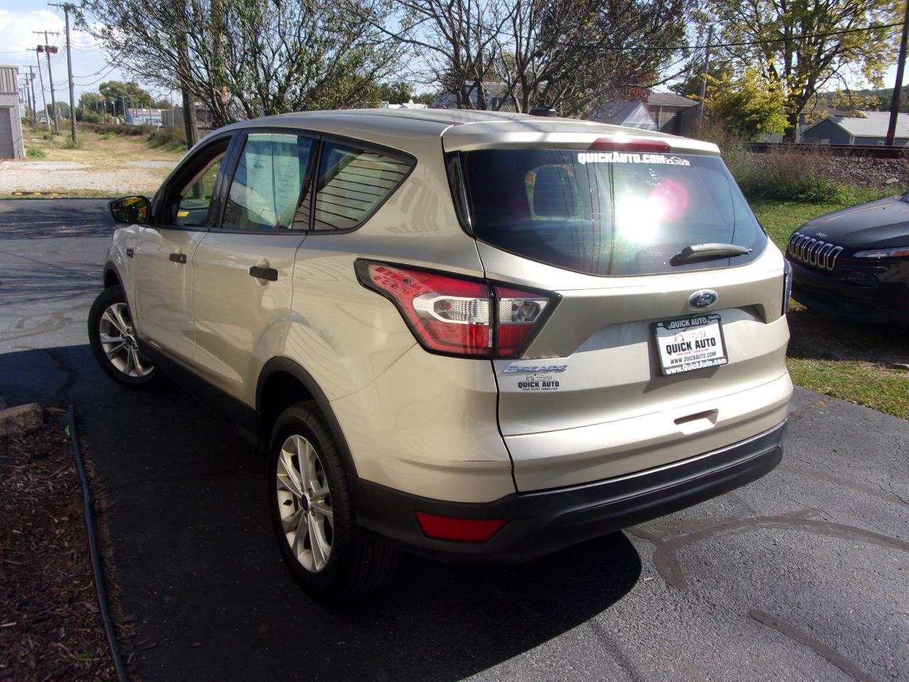 Ford Escape S FWD 2018