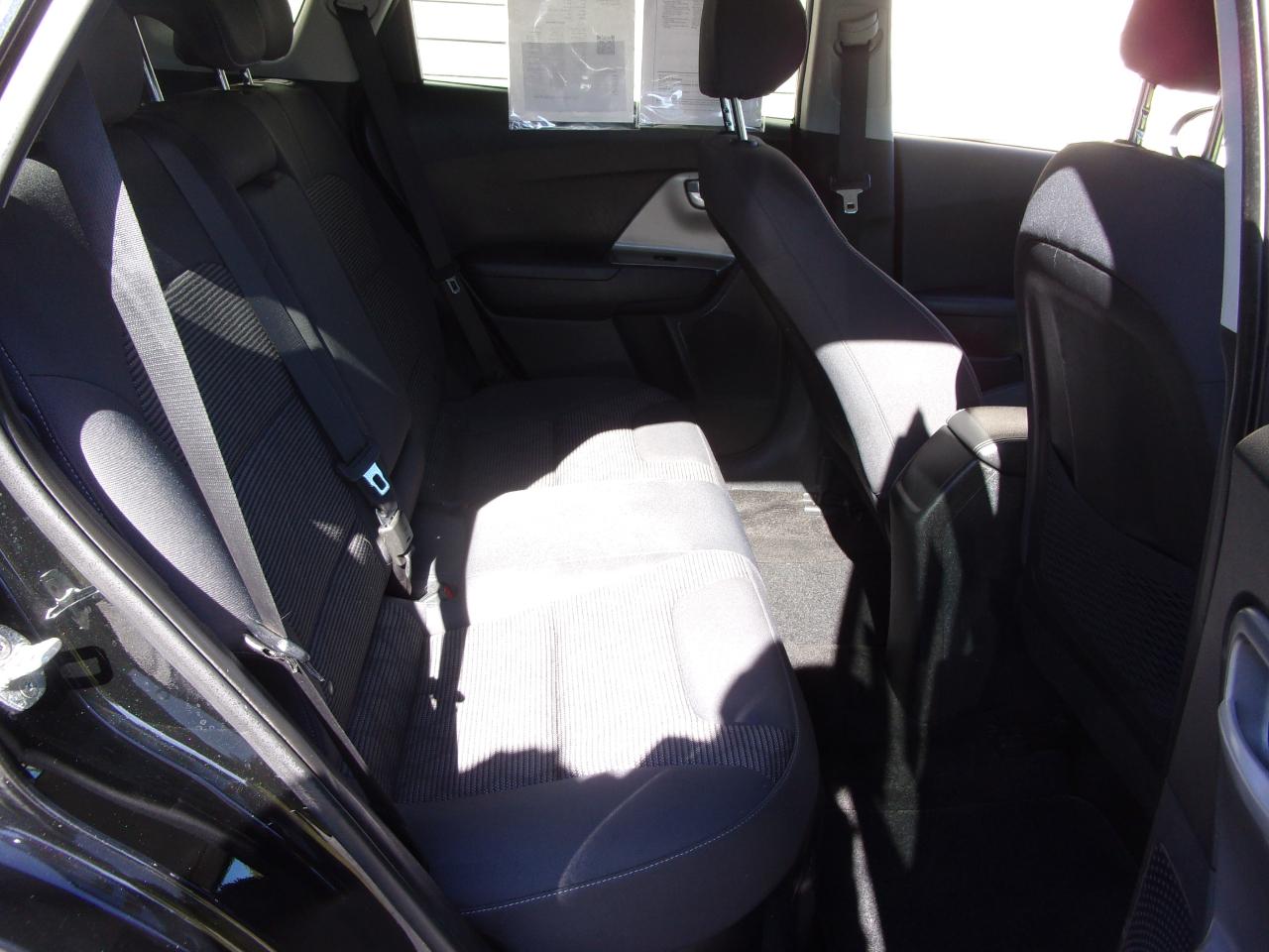 Kia Niro LX FWD 2019