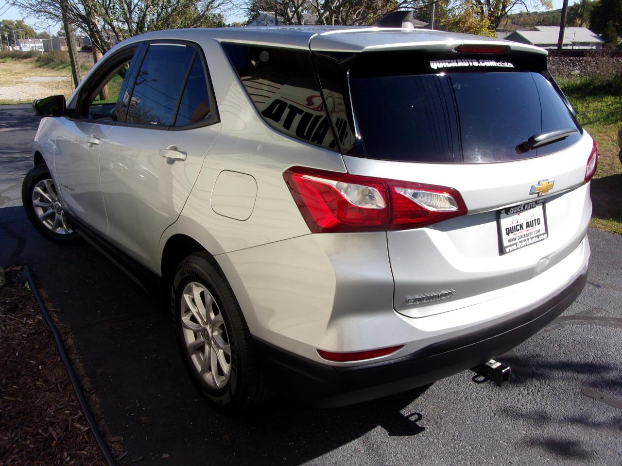 Chevrolet Equinox FWD 4dr LS w/1LS 2019