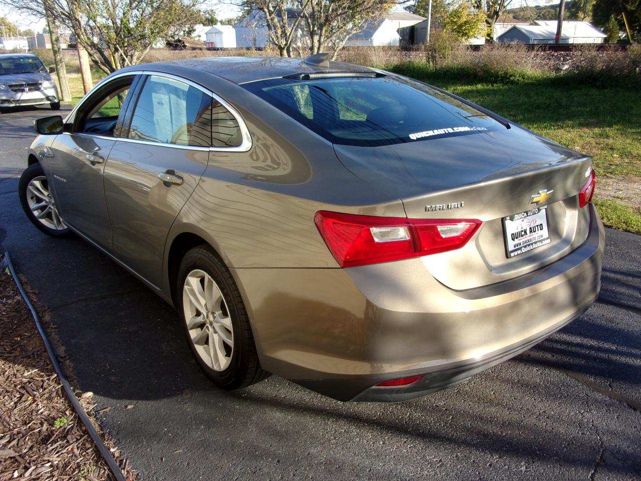 Chevrolet Malibu 4dr Sdn LT w/1LT 2017