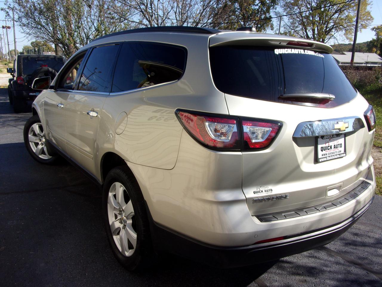 Chevrolet Traverse FWD 4dr LT w/1LT 2017