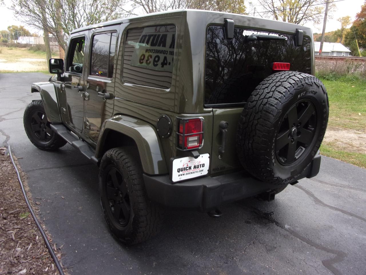 Jeep Wrangler Unlimited 4WD 4dr Sahara 2015