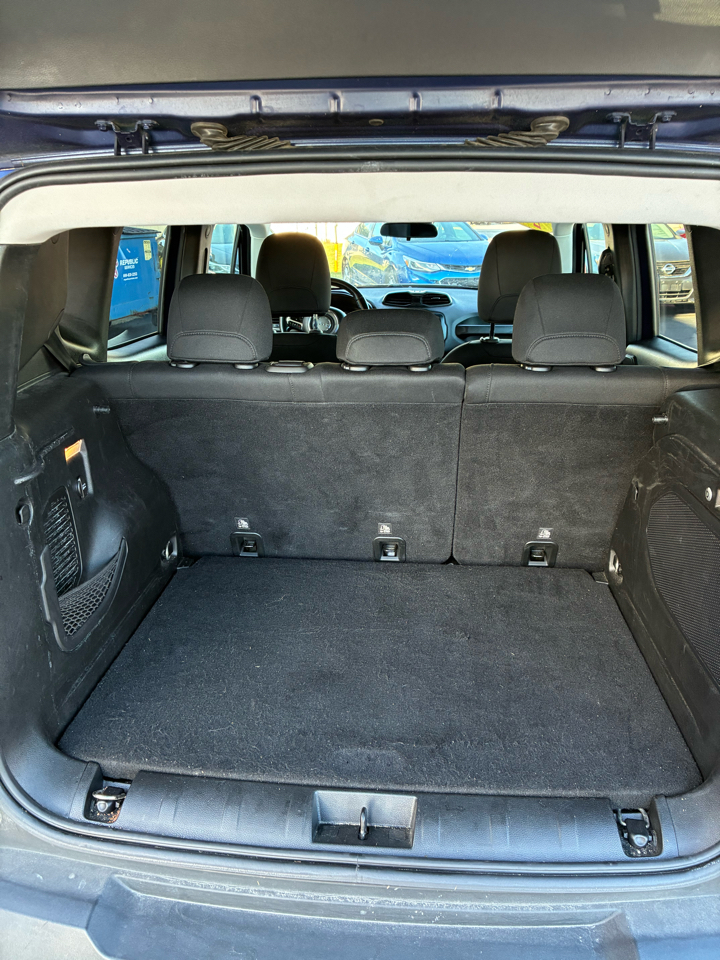 Jeep Renegade FWD 4dr Latitude 2016 Jeep Renegade FWD 4dr Latitude 2016
