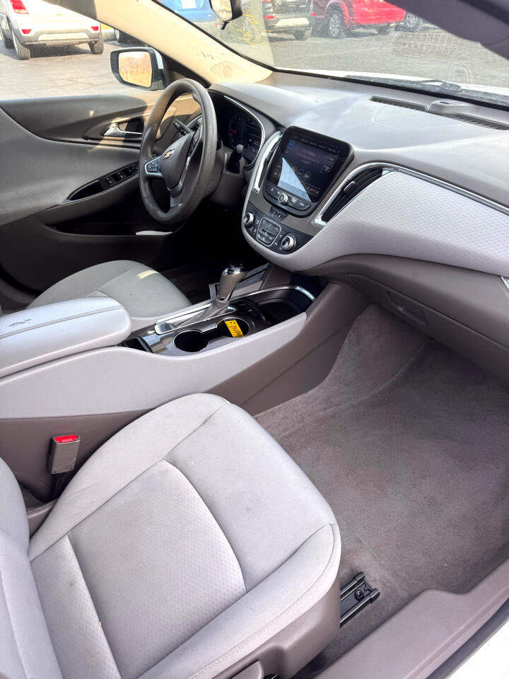 Chevrolet Malibu 4dr Sdn LT 2020