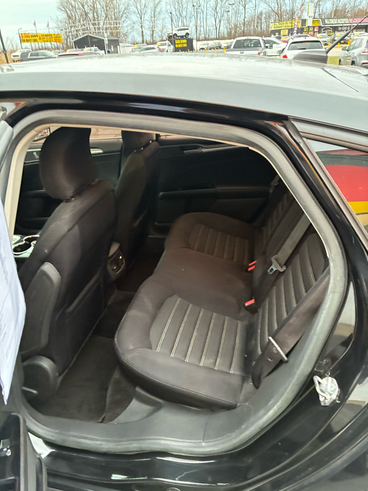 Ford Fusion 4dr Sdn SE FWD 2015