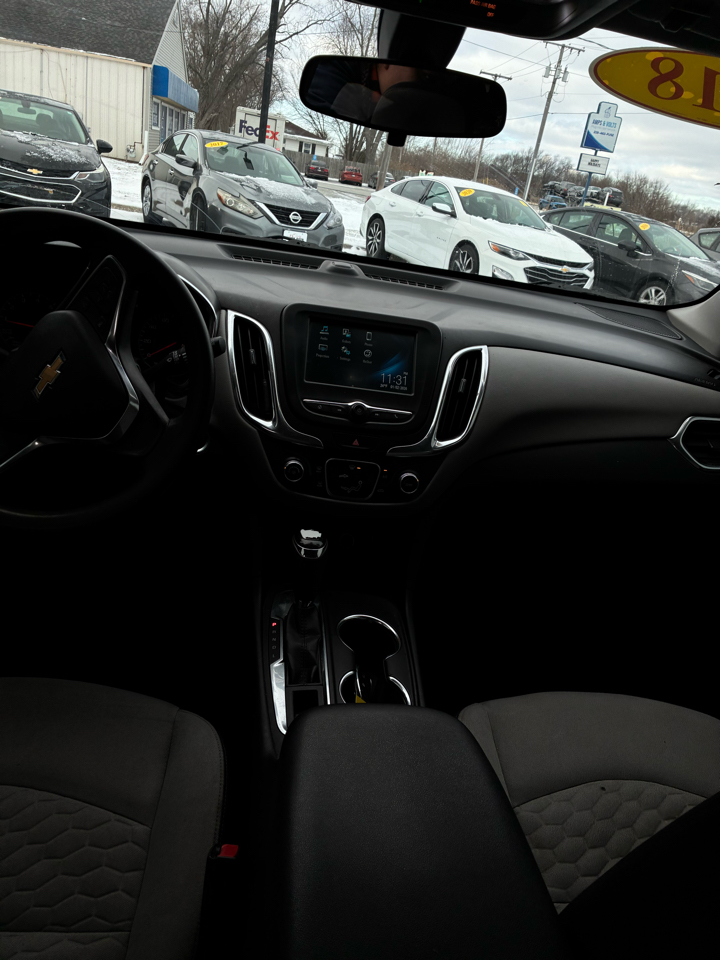 Chevrolet Equinox FWD 4dr LS w/1LS 2018