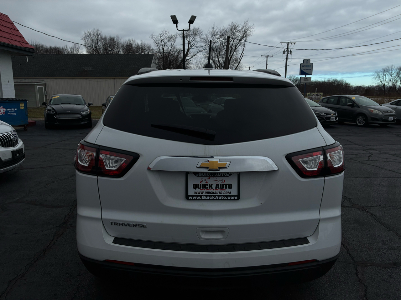 Chevrolet Traverse FWD 4dr LS w/1LS 2017