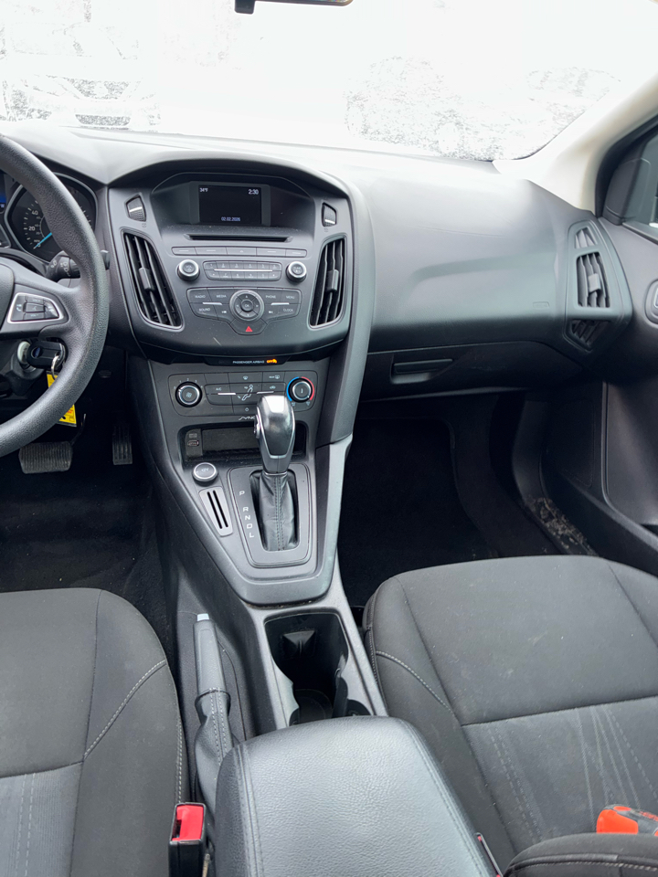 Ford Focus 4dr Sdn SE 2015