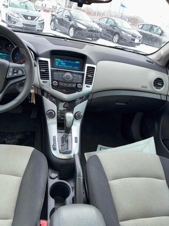 Chevrolet Cruze Limited 4dr Sdn Auto LS 2016