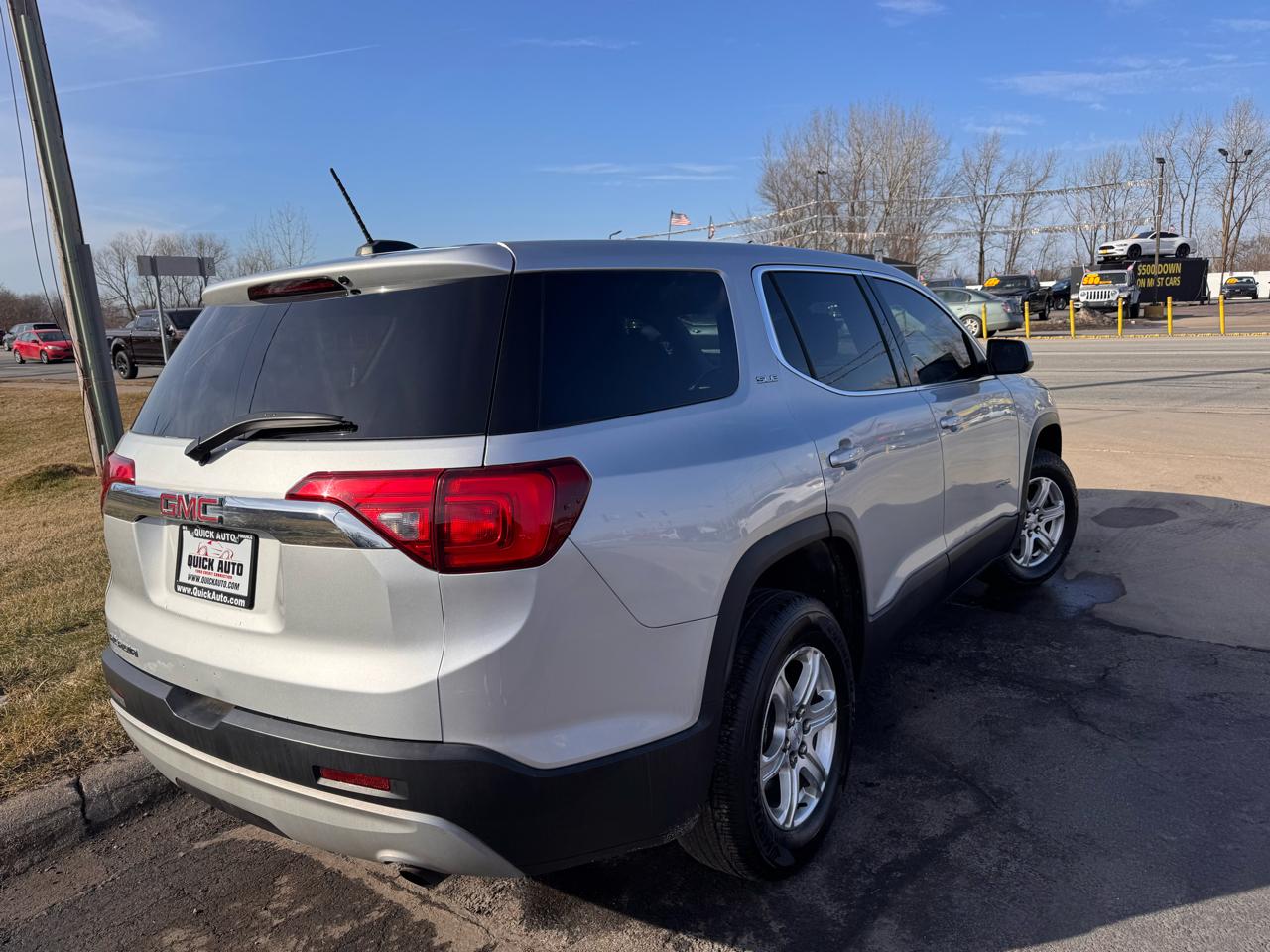 GMC Acadia FWD 4dr SLE w/SLE-1 2017