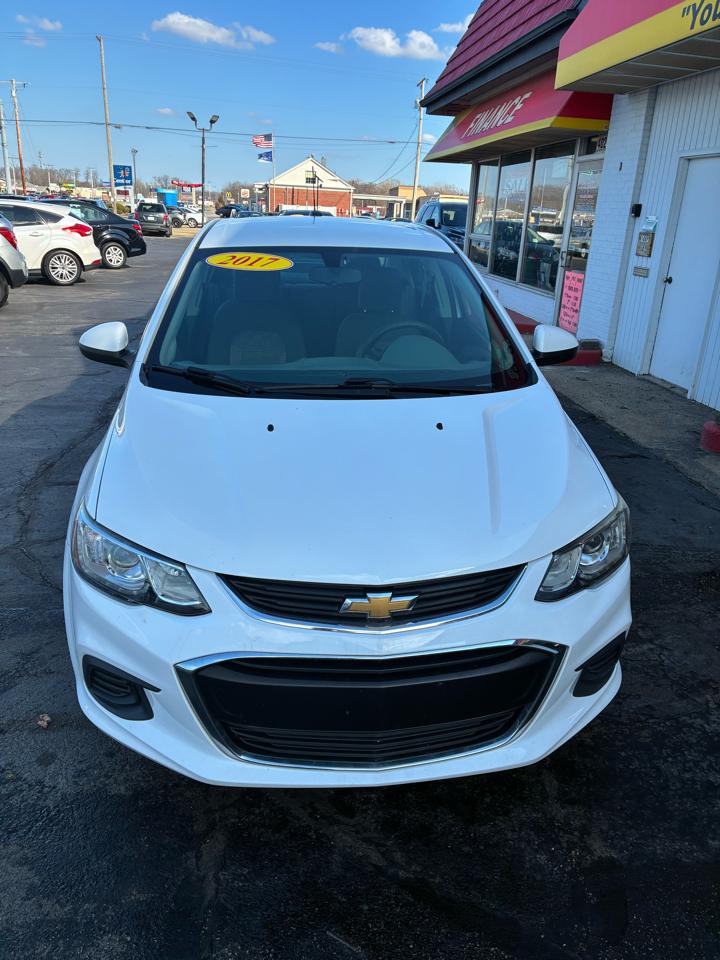 Chevrolet Sonic 4dr Sdn Auto LS 2017