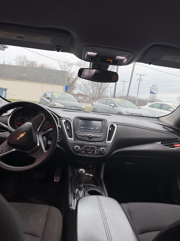 Chevrolet Malibu 4dr Sdn LT w/1LT 2016