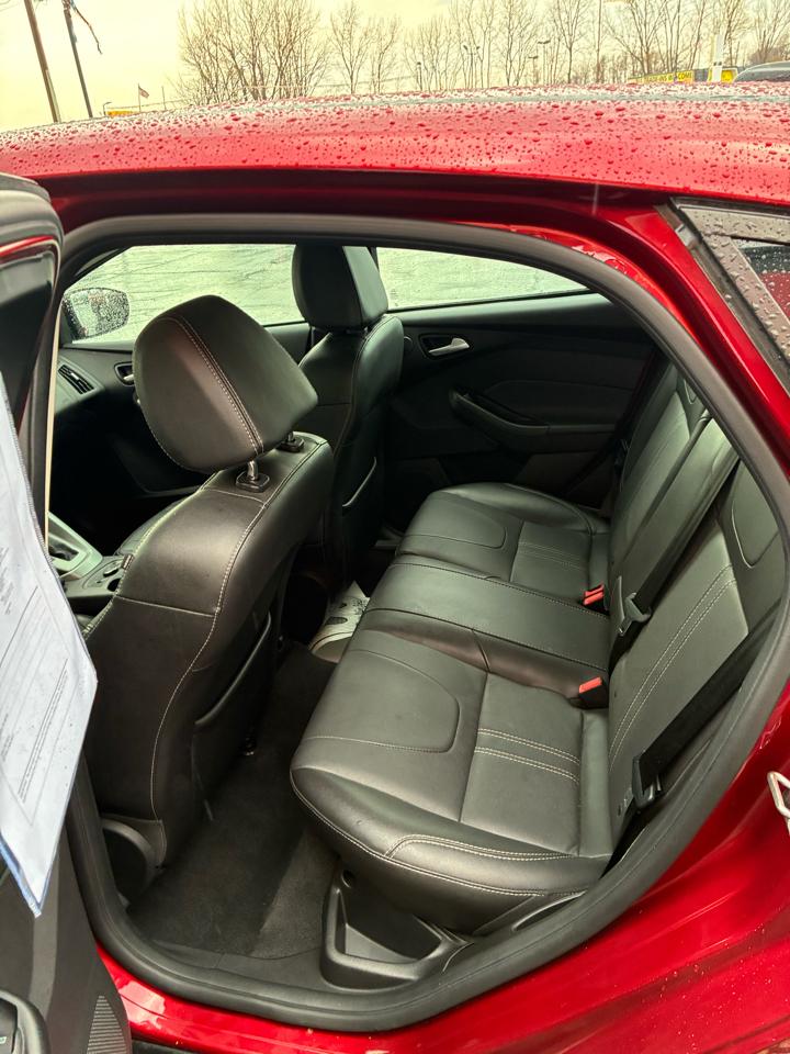 Ford Focus 5dr HB SE 2014