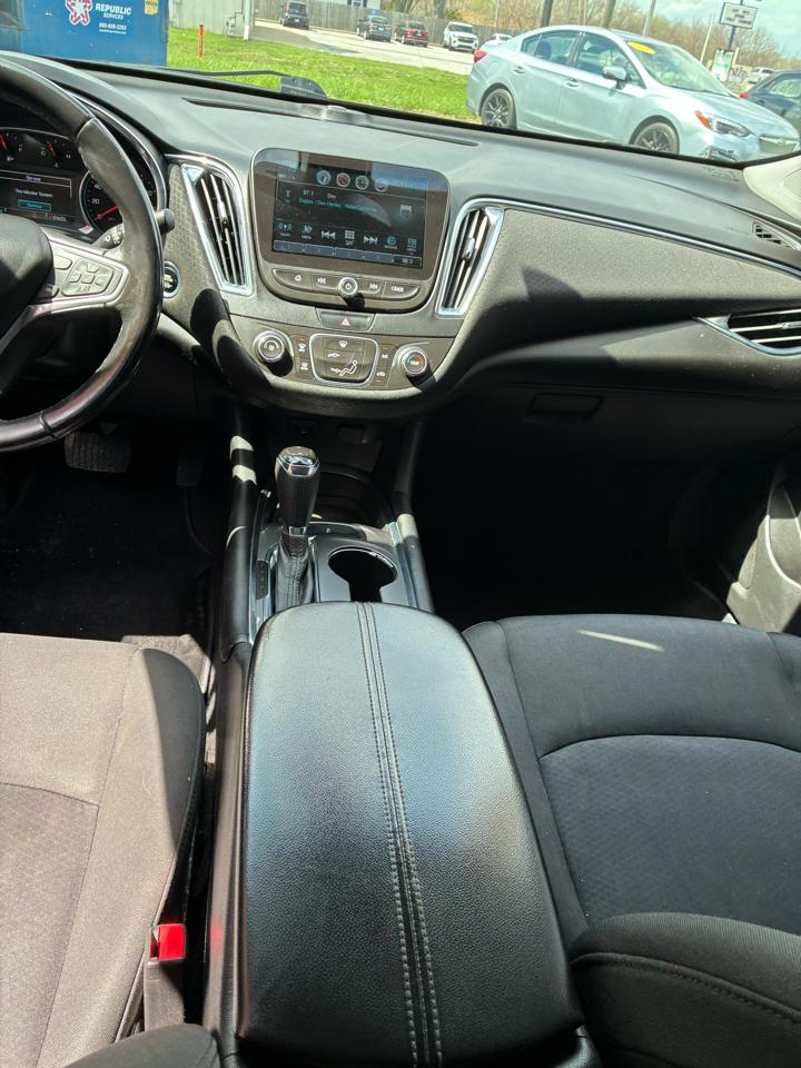 Chevrolet Malibu 4dr Sdn LT w/1LT 2018