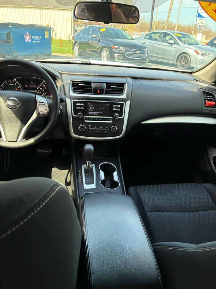 Nissan Altima 2.5 S Sedan 2017